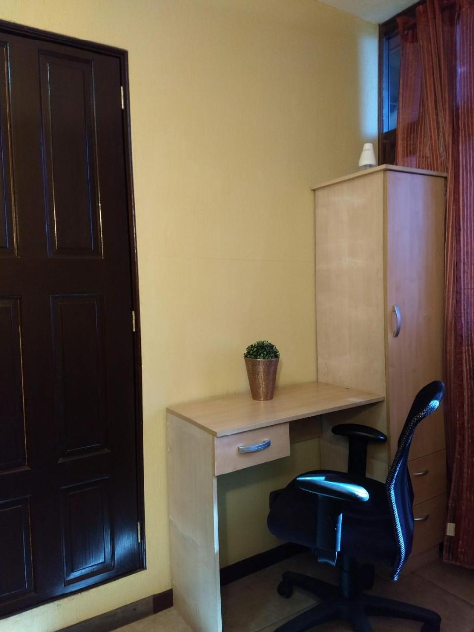 Give House Bed & Breakfast Guatemala City Exterior photo
